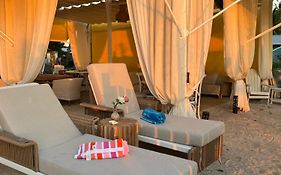 Casa Rosada Beach Front